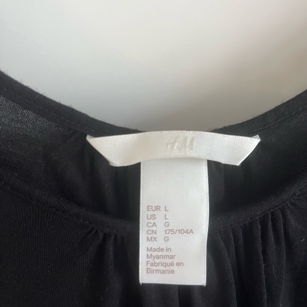 H&M Black Lace Top Large - Picture 3 of 4